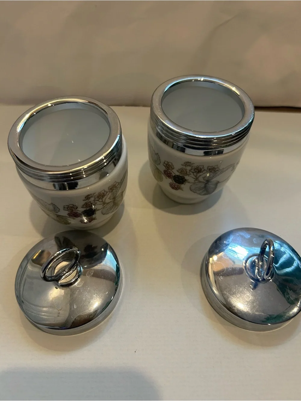 Porcelain Egg Cups with Silver Lids and Berry Motif - Picture 5 of 13